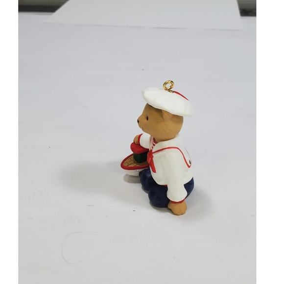 Vintage 1993 Hallmark Keepsake Ornament The Bearingers Abearnathy Bearinger - Picture 5 of 7